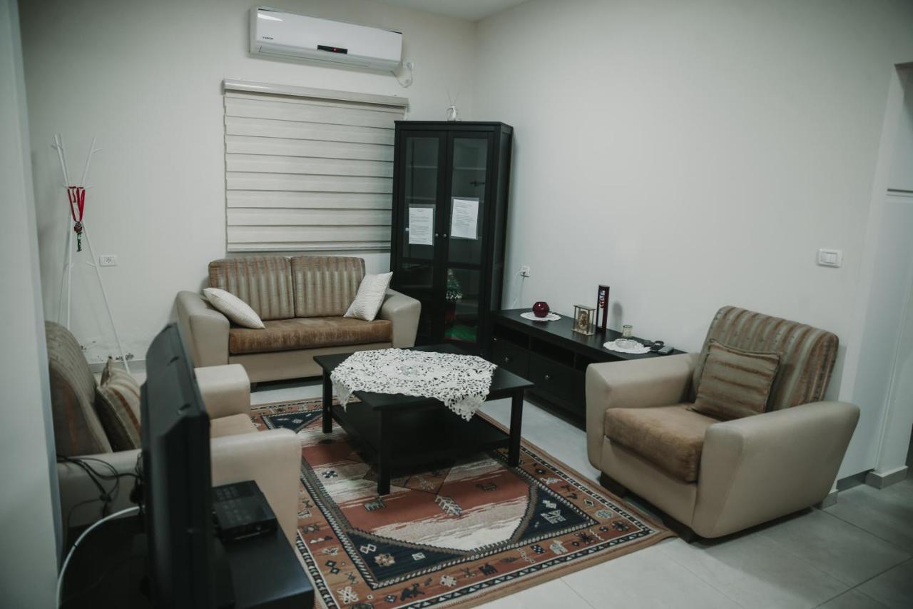 الناصرة The Garden Apartment المظهر الخارجي الصورة